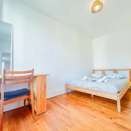 3 Pour 6 Personnes アパート *