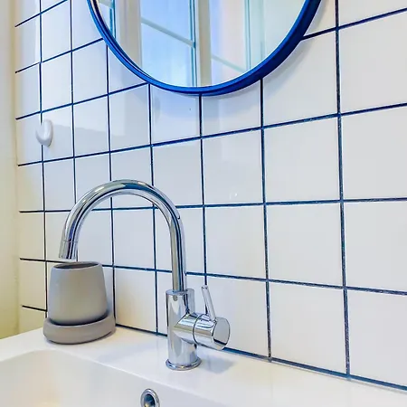 3 Pour 6 Personnes アパート